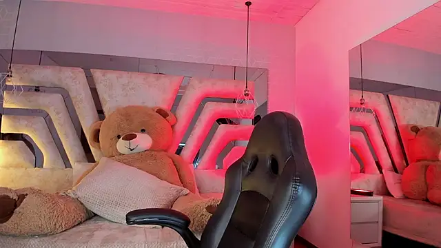 AngelineHeet online show from March 2026 03:56:01 AM