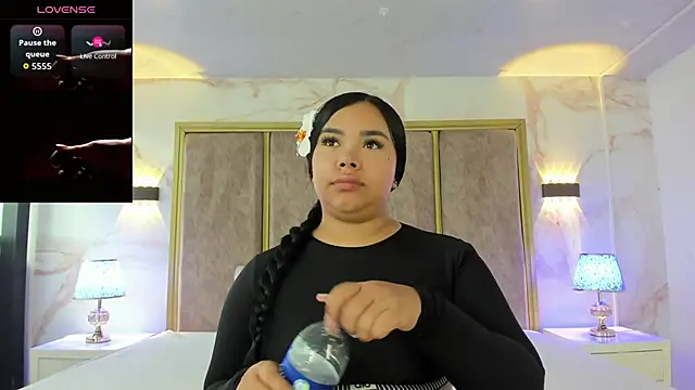 MarianaGarciaa   online show from November 2025 07:36:01 PM