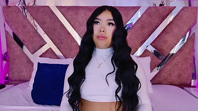 MarianaGarciaa   online show from April 2026 07:04:02 PM