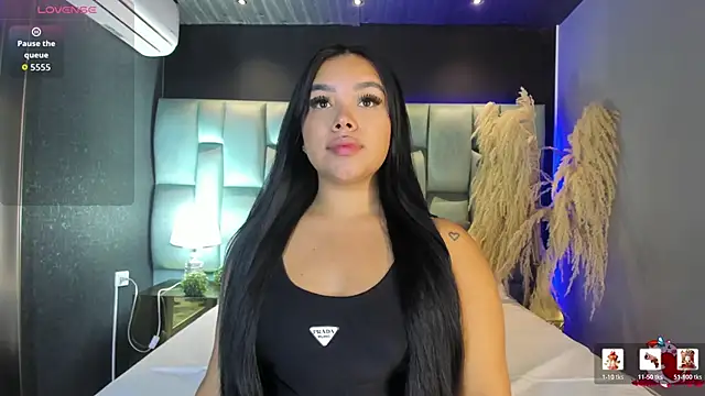 Snapshot of MarianaGarciaa__ chatting on June 2026 07:28:02 PM MarianaGarciaa online show from June 2026 07:28:02 PM