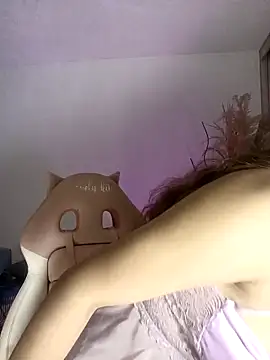 lovely kitt online show from November 2025 11:48:02 PM