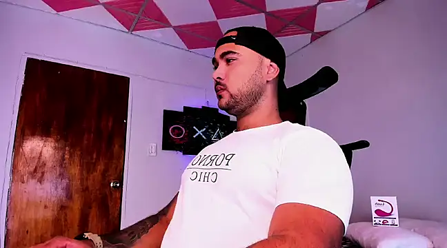 Sebas-hott online show from December 2024 05:29:02 AM