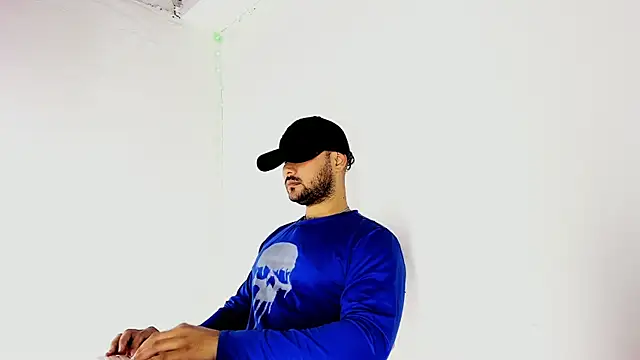 Sebas-hott online show from September 2025 10:55:02 PM