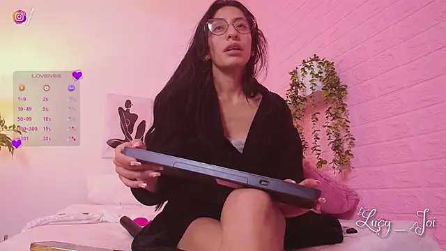 Lucy joi online show from March 2026 05:44:01 AM