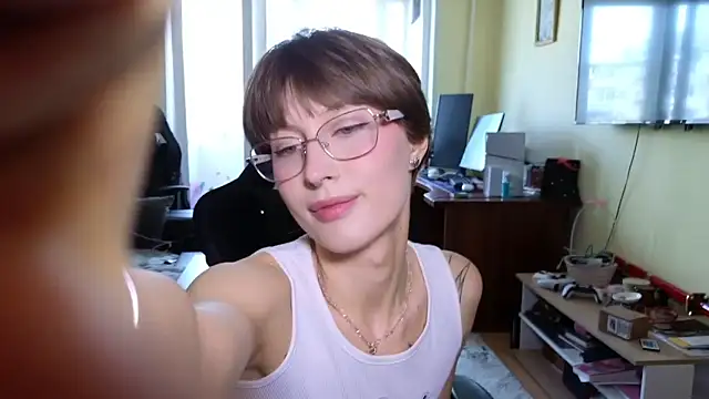Snapshot of MalvinaBlum chatting on March 2026 08:19:01 AM MalvinaBlum online show from March 2026 08:19:01 AM