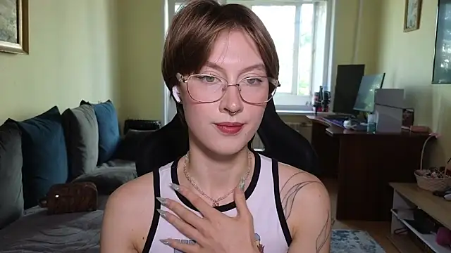 Snapshot of MalvinaBlum chatting on June 2026 02:53:01 AM MalvinaBlum online show from June 2026 02:53:01 AM