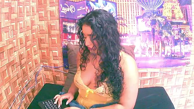 IndianAngel4u online show from April 2026 03:07:01 PM
