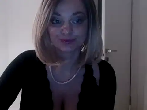 Snapshot of YourSweetJam chatting on January 2025 05:04:02 PM YourSweetJam online show from January 2025 05:04:02 PM