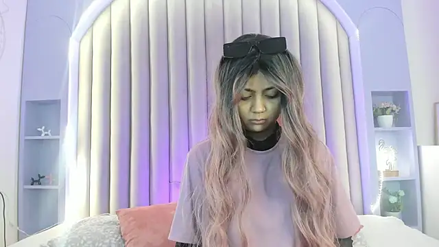 alaia-rogers online show from March 2025 11:33:02 AM