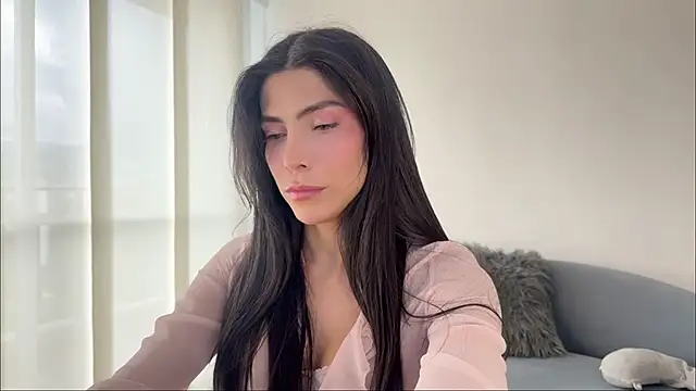 angelturned001 online show from June 2026 07:36:01 PM