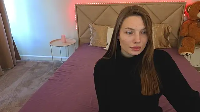 IceDanielles online show from March 2026 12:17:02 PM