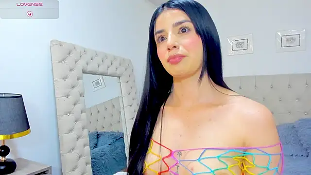carlaperez  online show from June 2026 12:13:01 AM