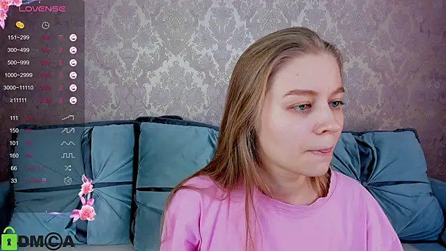 Snapshot of Polumna_cute chatting on March 2025 01:20:01 PM Polumna cute online show from March 2025 01:20:01 PM