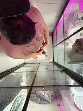 Snapshot of Fatswissassload chatting on January 2025 09:04:02 AM Fatswissassload online show from January 2025 09:04:02 AM