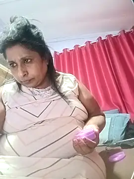 Snapshot of raniofsex02 chatting on November 2025 06:45:02 PM raniofsex02 online show from November 2025 06:45:02 PM