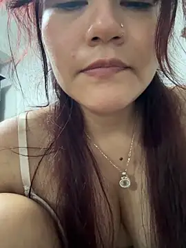 Snapshot of ZUCAAT chatting on June 2026 03:49:01 AM ZUCAAT online show from June 2026 03:49:01 AM