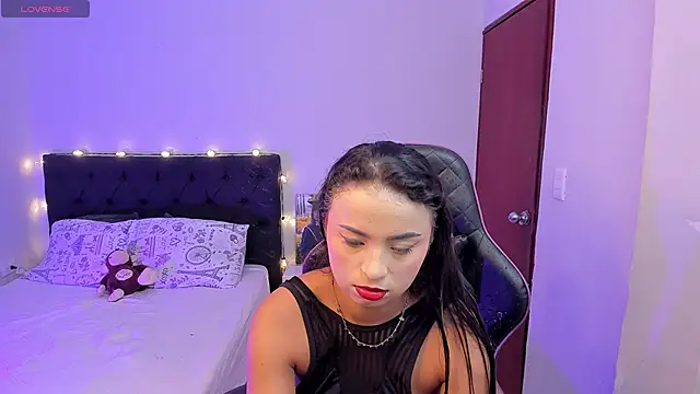 evelyn 23 online show from March 2025 04:24:02 AM