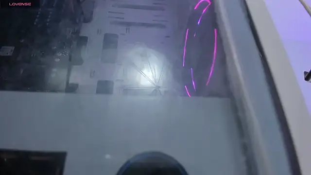 evelyn 23 online show from October 2025 02:36:01 PM