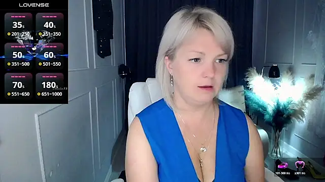 Snapshot of Juarnea chatting on May 2026 09:48:02 AM Juarnea online show from May 2026 09:48:02 AM