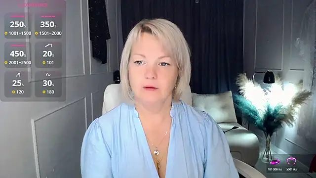 Snapshot of Juarnea chatting on June 2026 01:45:01 AM Juarnea online show from June 2026 01:45:01 AM
