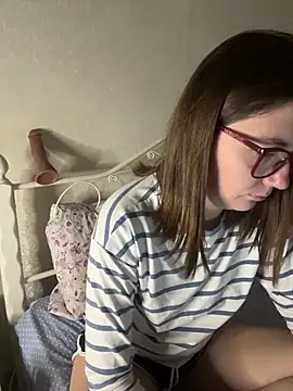 BeatriceTender online show from February 2026 07:40:01 PM