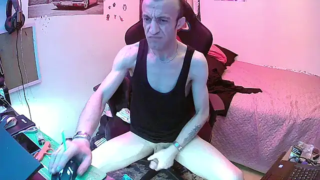 Snapshot of Aktorihann chatting on June 2026 01:50:02 AM Aktorihann online show from June 2026 01:50:02 AM