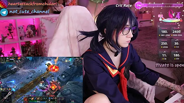 yourcutewaifu online show from September 2025 09:42:01 PM
