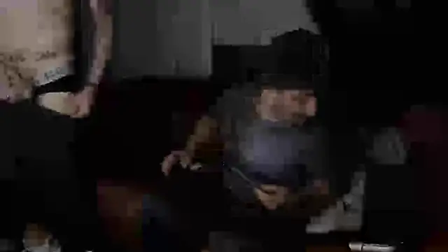 Snapshot of ShiaWay chatting on December 2025 09:58:01 AM ShiaWay online show from December 2025 09:58:01 AM