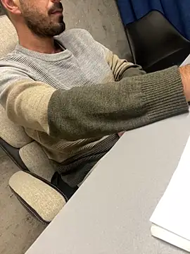 giorgakaci69 online show from October 2025 05:25:02 PM