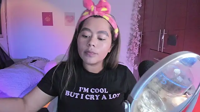 StephaniFox online show from September 2025 01:18:01 AM