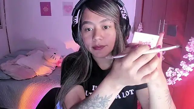 StephaniFox online show from October 2025 12:07:01 AM