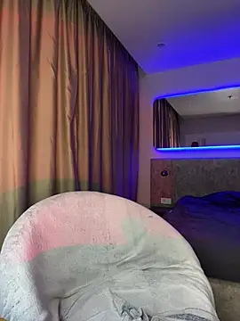 Melisa Ester online show from February 2025 05:50:01 PM