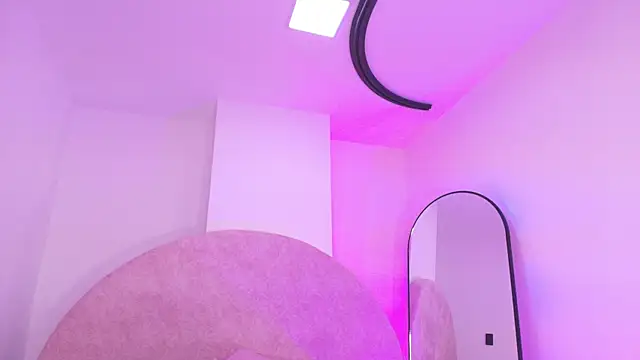 vale ross  online show from January 2026 03:11:02 AM