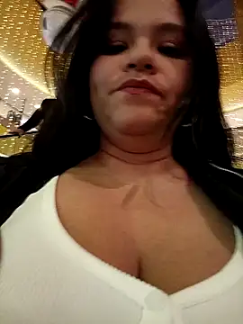 Julieta-tits online show from December 2024 12:05:01 AM