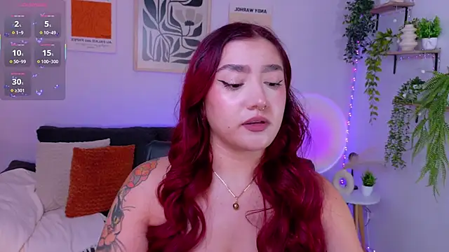ViolettCastel online show from June 2026 06:11:01 PM