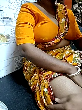 Snapshot of ANUBHABI chatting on November 2025 04:00:02 PM ANUBHABI online show from November 2025 04:00:02 PM