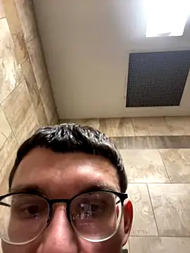 hungkubenski online show from October 2025 10:48:02 PM