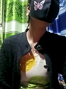 Snapshot of Aruyeshi- chatting on January 2025 03:15:01 AM Aruyeshi- online show from January 2025 03:15:01 AM