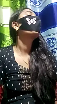 Snapshot of Aruyeshi- chatting on January 2025 06:36:02 PM Aruyeshi- online show from January 2025 06:36:02 PM