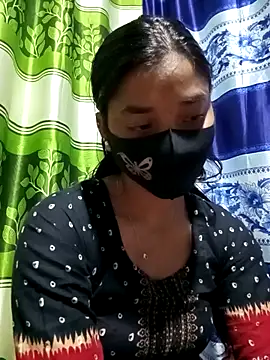 Snapshot of Aruyeshi- chatting on March 2025 09:13:01 AM Aruyeshi- online show from March 2025 09:13:01 AM