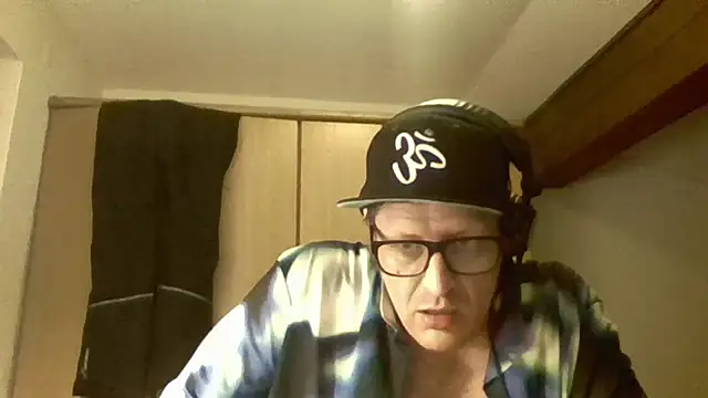 Bigthroaterboy online show from December 2024 08:49:02 PM