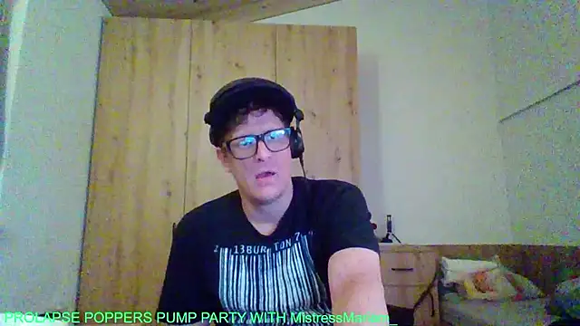 Bigthroaterboy online show from September 2025 04:45:02 AM