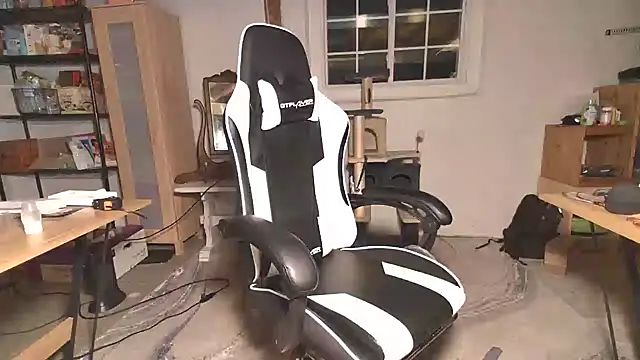 MagnusCockus online show from March 2025 03:10:02 AM