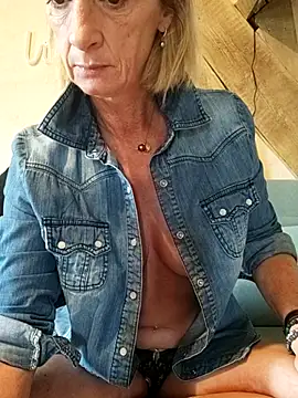 tatianasexymilf online show from October 2025 09:55:01 AM