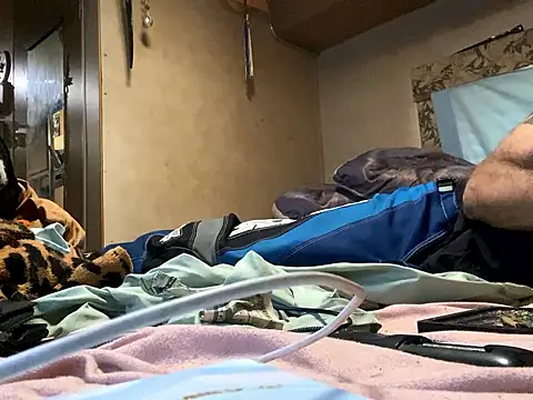 Snapshot of WilldoPita chatting on December 2024 06:33:01 PM WilldoPita online show from December 2024 06:33:01 PM