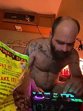 Snapshot of WilldoPita chatting on January 2025 01:19:01 AM WilldoPita online show from January 2025 01:19:01 AM