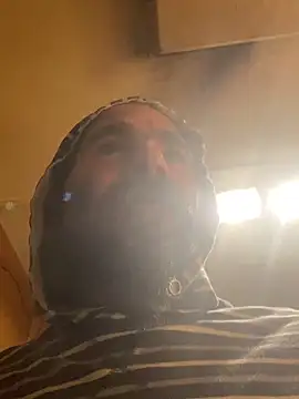 Snapshot of WilldoPita chatting on February 2025 12:32:02 AM WilldoPita online show from February 2025 12:32:02 AM