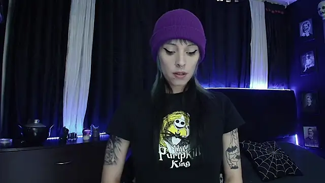 Snapshot of Goddess_Mortem chatting on September 2025 10:32:02 PM Goddess Mortem online show from September 2025 10:32:02 PM
