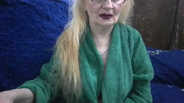 CarlyTreat online show from November 2025 03:14:02 PM