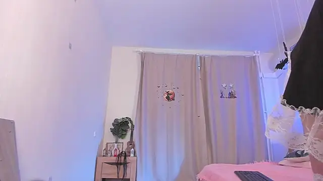 kate doroty online show from October 2025 01:07:02 PM